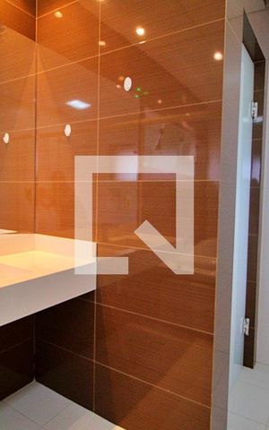 Casa à venda com 400m², 4 quartos e 4 vagasBanheiro da Suíte