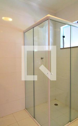 Casa à venda com 400m², 4 quartos e 4 vagasBanheiro 3