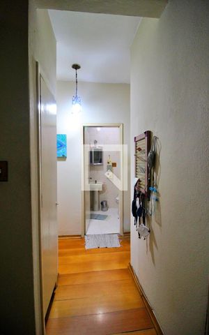 Apartamento para alugar com 66m², 2 quartos e sem vagaCorredor