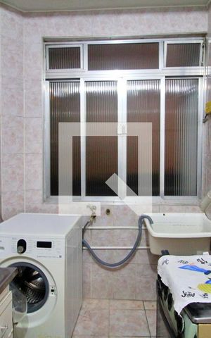 Apartamento para alugar com 66m², 2 quartos e sem vagaCozinha e Área de Serviço