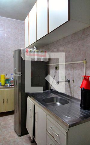 Apartamento para alugar com 66m², 2 quartos e sem vagaCozinha e Área de Serviço