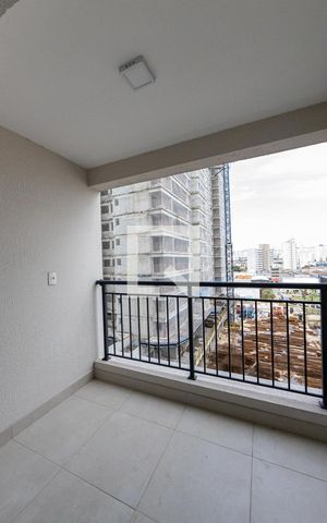 Apartamento à venda com 55m², 2 quartos e 1 vaga Apartamento à venda com 55m², 2 quartos e 1 vagaVaranda