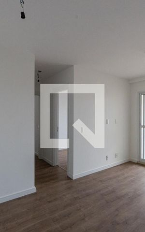 Apartamento à venda com 55m², 2 quartos e 1 vaga Apartamento à venda com 55m², 2 quartos e 1 vagaSala e Cozinha