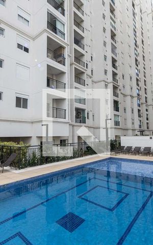 Apartamento à venda com 55m², 2 quartos e 1 vaga Apartamento à venda com 55m², 2 quartos e 1 vagaÁrea comum - Piscina