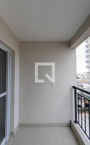 Apartamento à venda com 55m², 2 quartos e 1 vaga Apartamento à venda com 55m², 2 quartos e 1 vagaVaranda