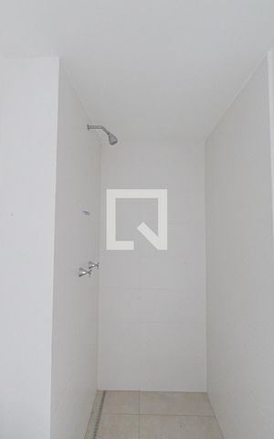 Apartamento à venda com 55m², 2 quartos e 1 vaga Apartamento à venda com 55m², 2 quartos e 1 vagaBanheiro Suite