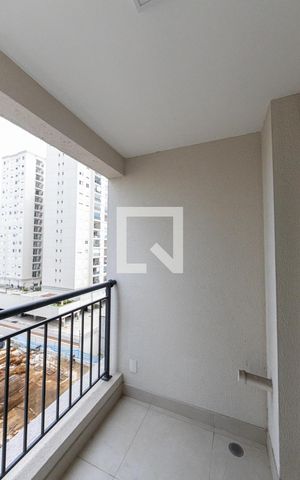 Apartamento à venda com 55m², 2 quartos e 1 vaga Apartamento à venda com 55m², 2 quartos e 1 vagaVaranda
