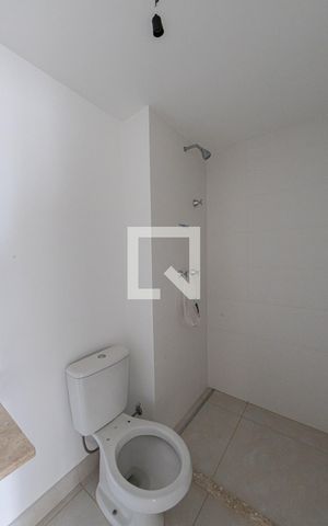 Apartamento à venda com 55m², 2 quartos e 1 vaga Apartamento à venda com 55m², 2 quartos e 1 vagaBanheiro Social