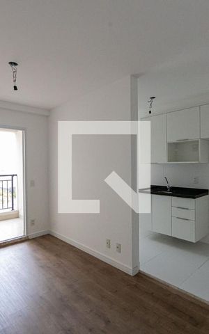 Apartamento à venda com 55m², 2 quartos e 1 vaga Apartamento à venda com 55m², 2 quartos e 1 vagaSala e Cozinha