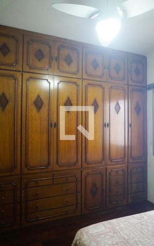 Casa à venda com 306m², 3 quartos e 5 vagasQuarto 2