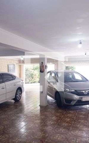Casa à venda com 306m², 3 quartos e 5 vagasGaragem