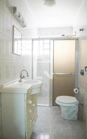 Casa à venda com 306m², 3 quartos e 5 vagasBanheiro de Serviço