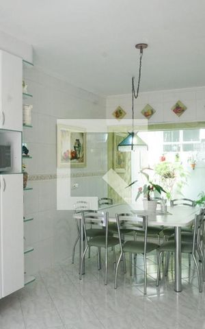 Casa à venda com 306m², 3 quartos e 5 vagasCozinha