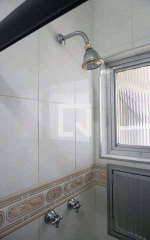 Casa à venda com 306m², 3 quartos e 5 vagasBanheiro da Suíte