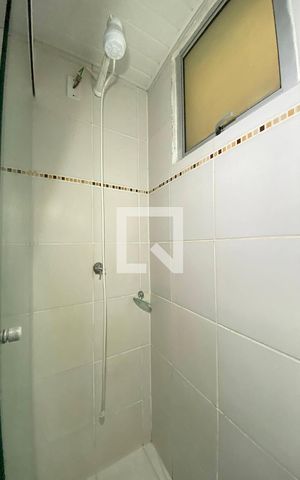 Apartamento à venda com 45m², 2 quartos e 1 vagaBox do Banheiro