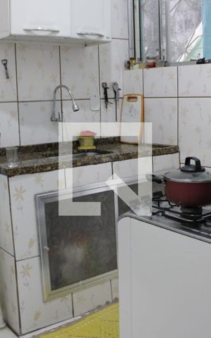 Casa para alugar com 94m², 4 quartos e sem vaga
