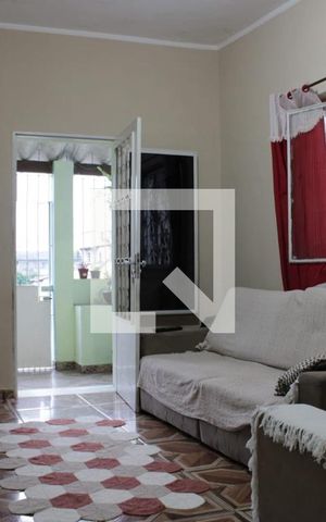 Casa para alugar com 94m², 4 quartos e sem vaga