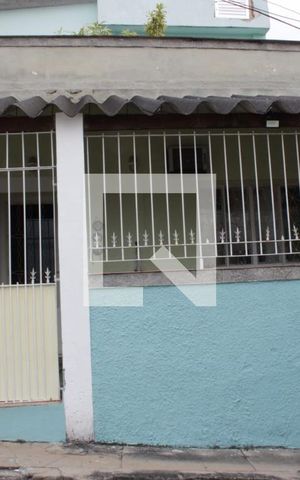 Casa para alugar com 94m², 4 quartos e sem vaga