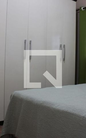 Casa para alugar com 94m², 4 quartos e sem vaga