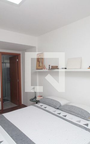 Apartamento à venda com 68m², 2 quartos e 1 vaga