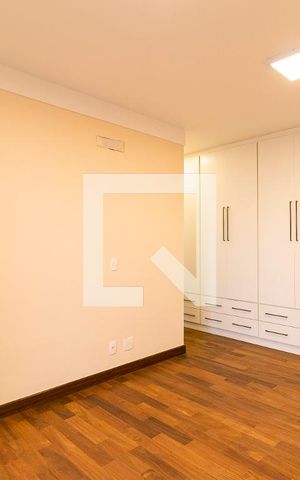 Apartamento para alugar com 206m², 4 quartos e 4 vagasSuíte 1