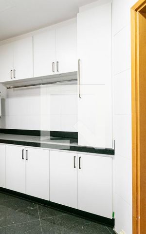 Apartamento para alugar com 206m², 4 quartos e 4 vagasÁrea de Serviço