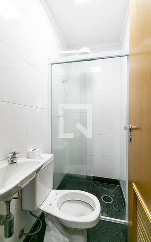 Apartamento para alugar com 206m², 4 quartos e 4 vagasÁrea de Serviço - Banheiro