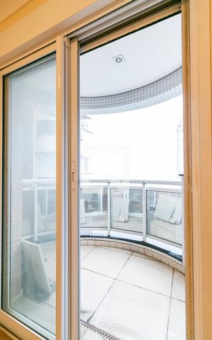 Apartamento para alugar com 206m², 4 quartos e 4 vagasSuíte 1 - Varanda