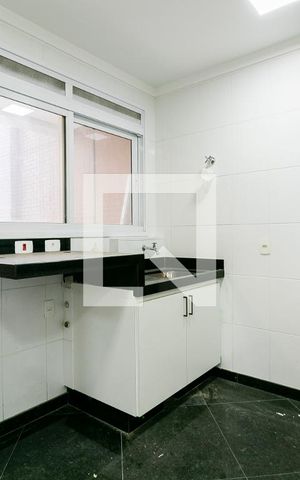 Apartamento para alugar com 206m², 4 quartos e 4 vagasÁrea de Serviço