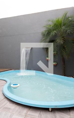 Casa à venda com 180m², 2 quartos e 2 vagasPiscina