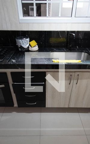 Casa à venda com 180m², 2 quartos e 2 vagasCozinha