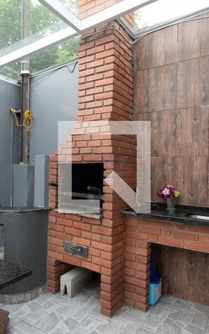 Casa à venda com 180m², 2 quartos e 2 vagasChurrasqueira