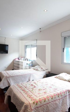Casa à venda com 180m², 2 quartos e 2 vagasQuarto 2