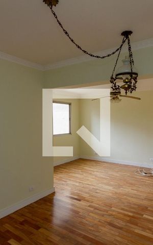 Apartamento à venda com 84m², 3 quartos e 1 vaga Apartamento à venda com 84m², 3 quartos e 1 vagaSala