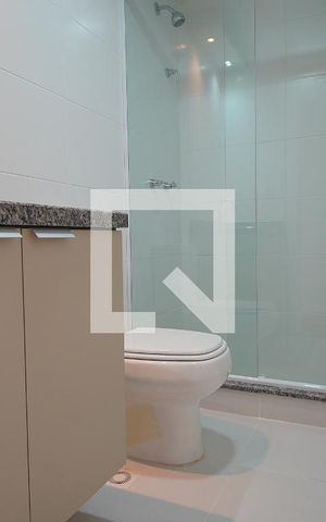 Apartamento para alugar com 72m², 2 quartos e 2 vagasBanheiro
