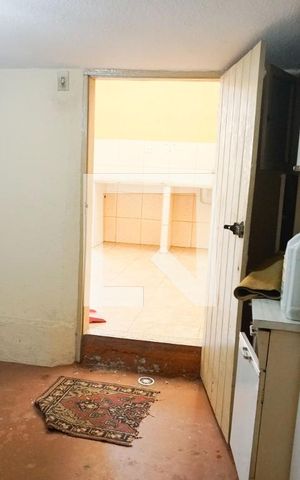 Casa à venda com 281m², 3 quartos e sem vagaPorão