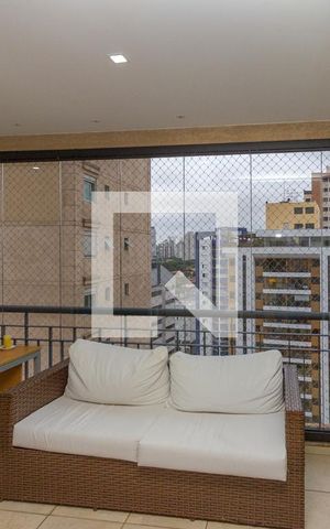 Apartamento à venda com 167m², 3 quartos e 3 vagas Apartamento à venda com 167m², 3 quartos e 3 vagasVaranda da Sala