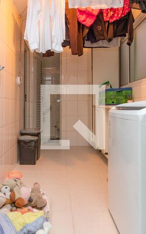 Apartamento à venda com 167m², 3 quartos e 3 vagas Apartamento à venda com 167m², 3 quartos e 3 vagasLavanderia