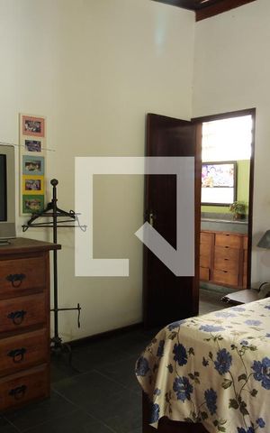Casa à venda com 381m², 6 quartos e 6 vagasQuarto 2 - 2º Andar