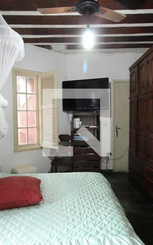 Casa à venda com 381m², 6 quartos e 6 vagasSuíte