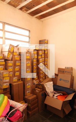 Casa à venda com 381m², 6 quartos e 6 vagasQuarto 2
