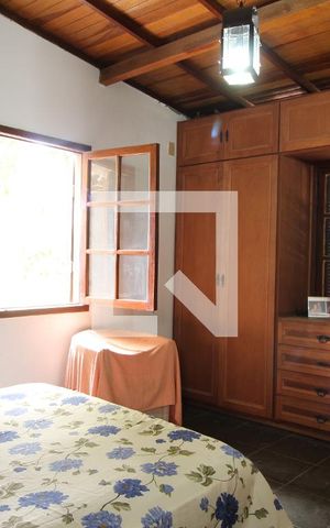 Casa à venda com 381m², 6 quartos e 6 vagasQuarto 2 - 2º Andar