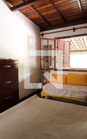 Casa à venda com 381m², 6 quartos e 6 vagasQuarto 1 - 2º Andar
