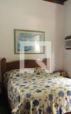 Casa à venda com 381m², 6 quartos e 6 vagasQuarto 2 - 2º Andar