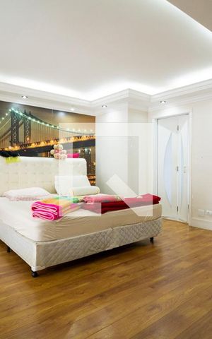 Casa à venda com 402m², 5 quartos e 3 vagas Casa à venda com 402m², 5 quartos e 3 vagasSuíte 2