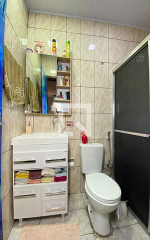 Casa à venda com 132m², 2 quartos e 1 vagaBanheiro
