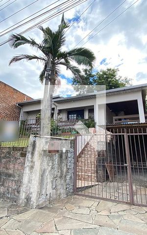 Casa à venda com 132m², 2 quartos e 1 vagaFachada