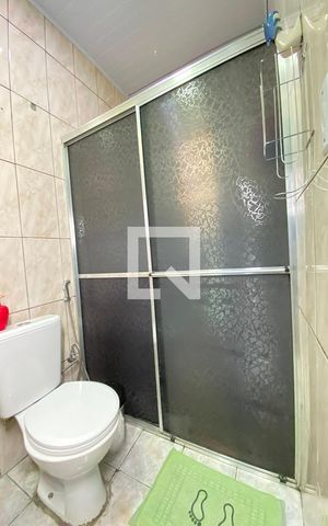 Casa à venda com 132m², 2 quartos e 1 vagaBanheiro