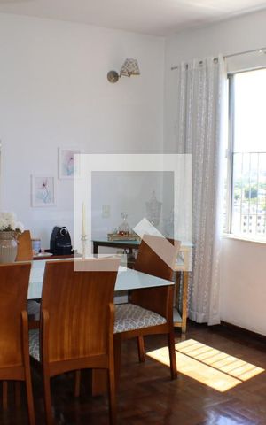 Apartamento à venda com 85m², 3 quartos e 1 vagaSala