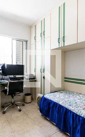 Casa à venda com 171m², 3 quartos e 3 vagas Casa à venda com 171m², 3 quartos e 3 vagasQuarto 3